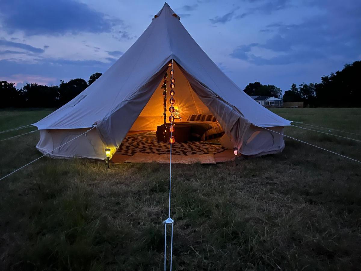 Country View Camping Bratton Exteriör bild